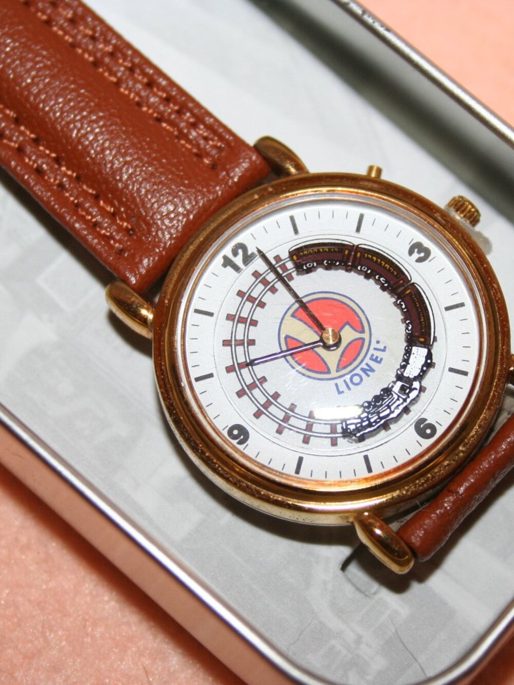 Vtg Lionel Trains Legendary Collectible Watch w Metal Collectable Case NIB
